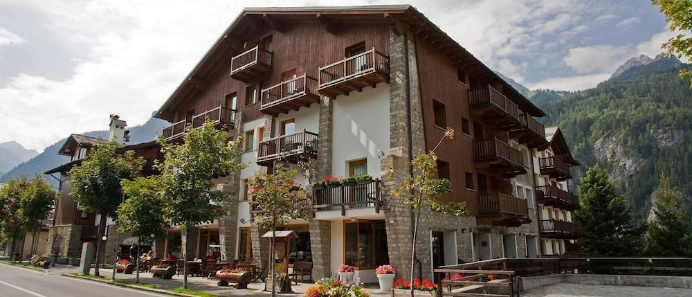 Aparthotel Le Grand Courmayeur
